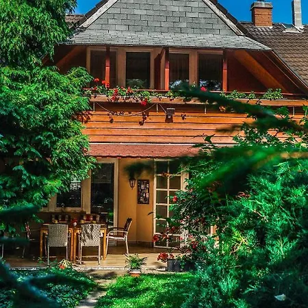 Anna Alloggio in famiglia Eger